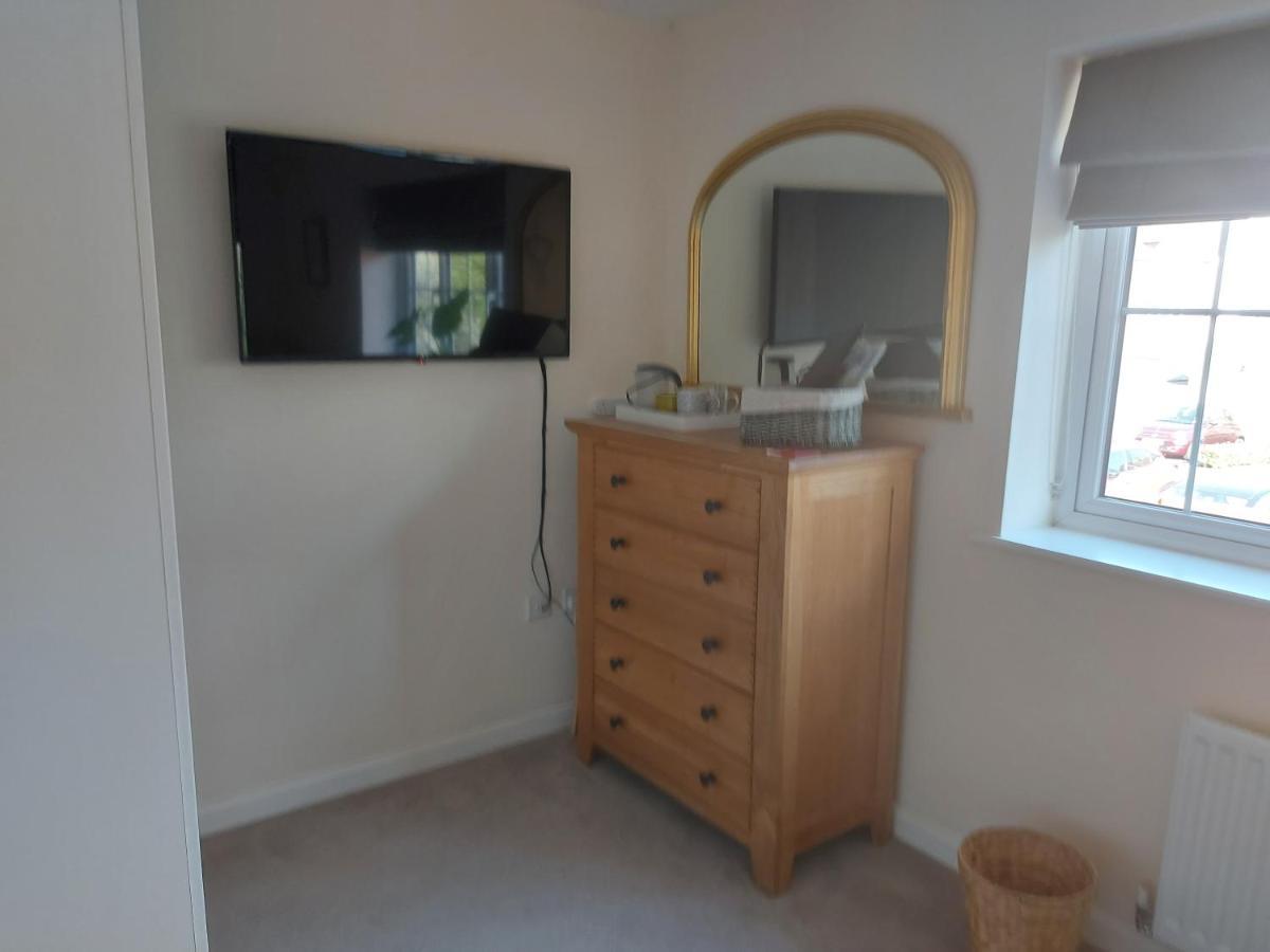 Secret Garden Apartment Faygate Luaran gambar