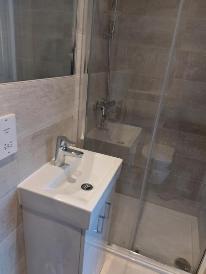 Secret Garden Apartment Faygate Luaran gambar