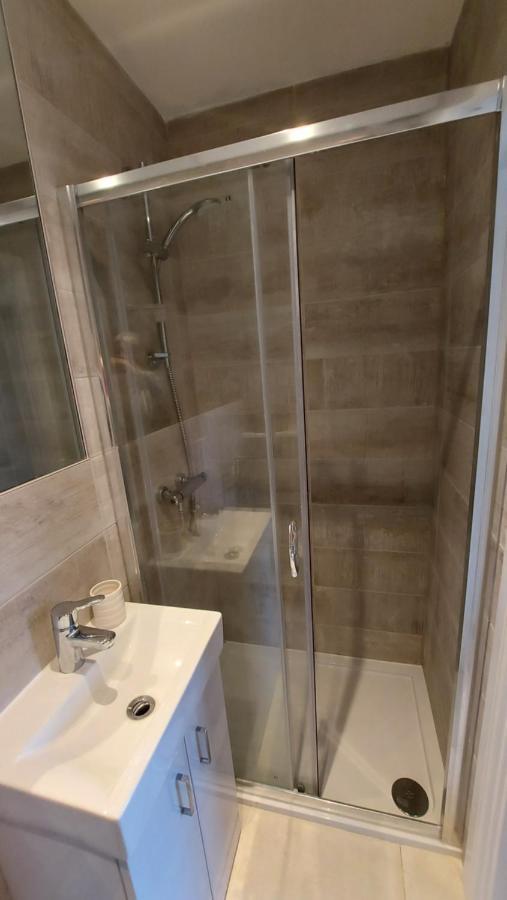 Secret Garden Apartment Faygate Luaran gambar